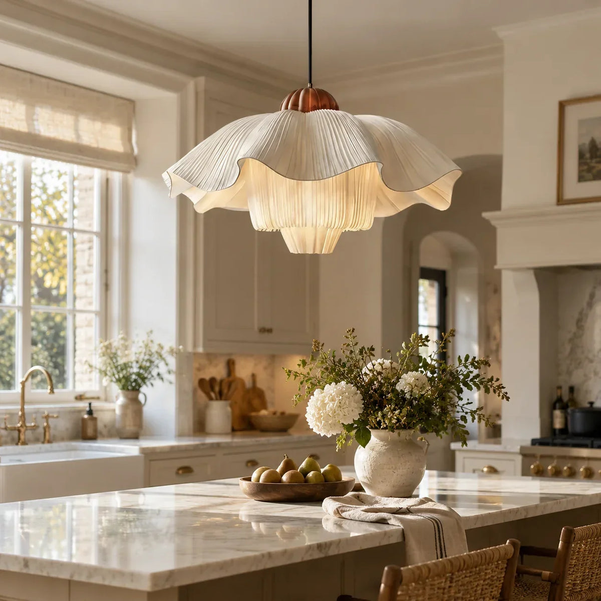 How to Choose a Fabric Pendant Light for a Kitchen Island